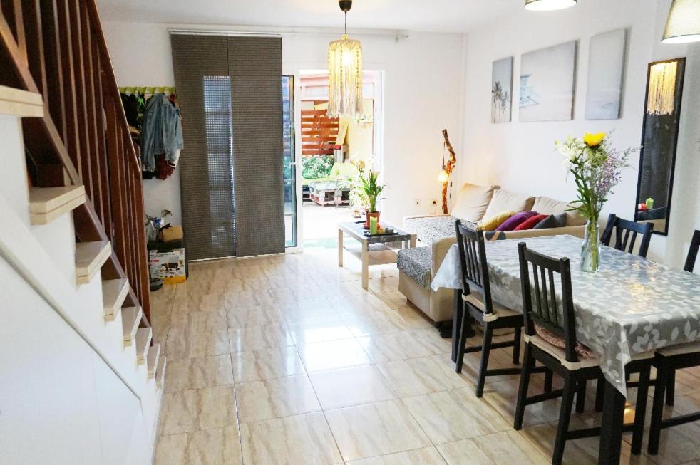 Casa La Sonrisa Shared House 호텔 엘메다노 외부 사진
